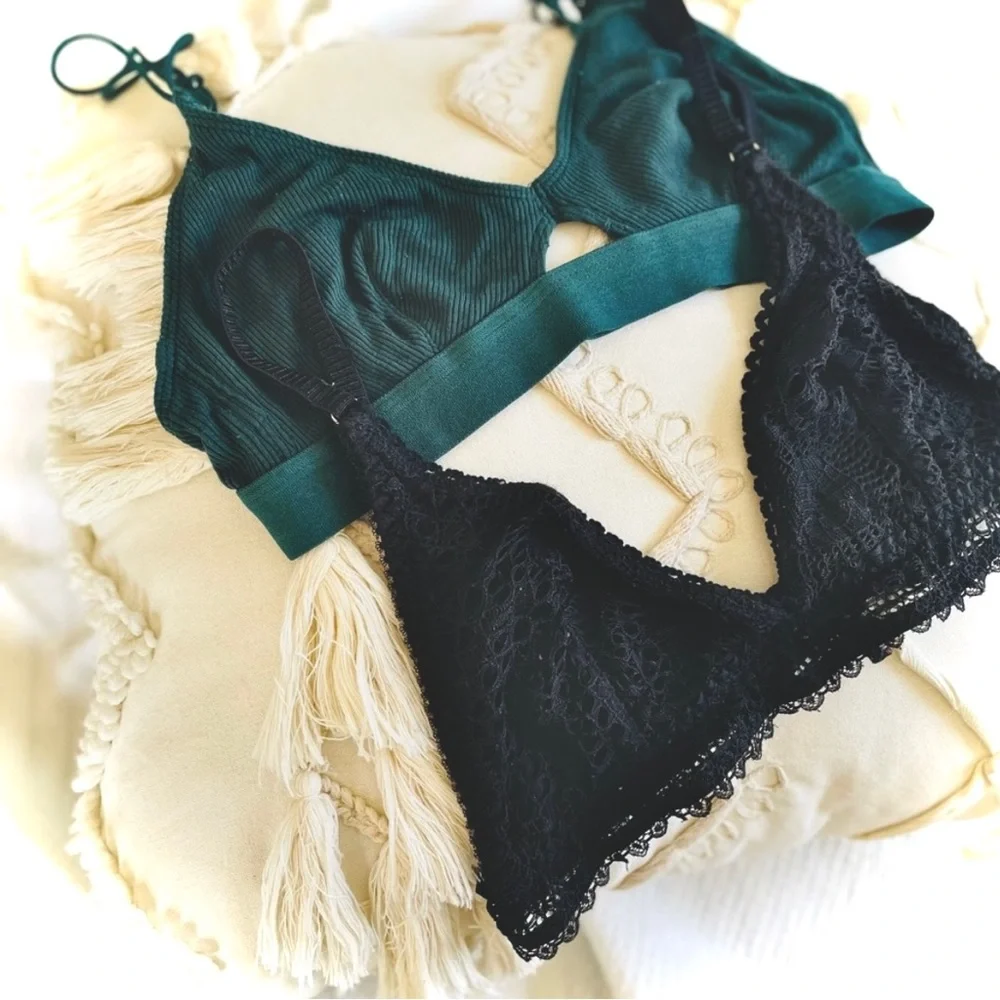 OUT FROM UNDER | XS/S | Lot of 2 Black Emerald Green Ribbed Lace Bralettes